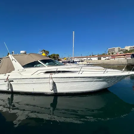 Hotel en barco Kala Yacth Experience