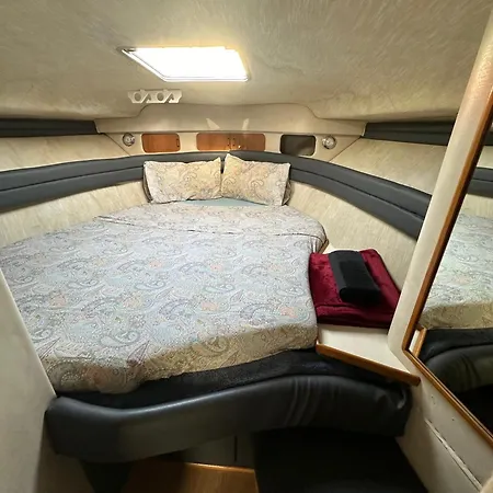 Hotel na wodzie Kala Yacth Experience *