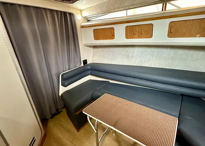 Botel Kala Yacth Experience