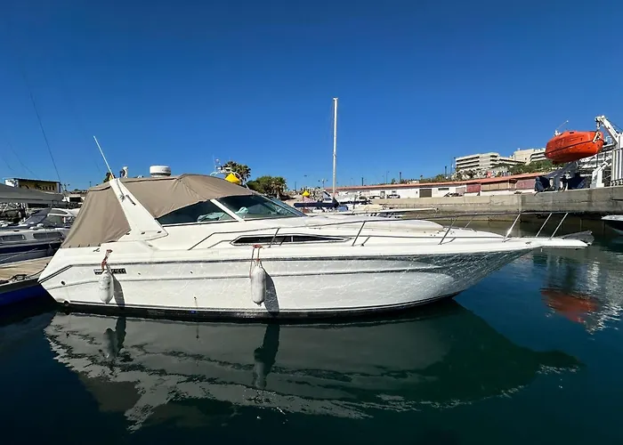 Botel Kala Yacth Experience